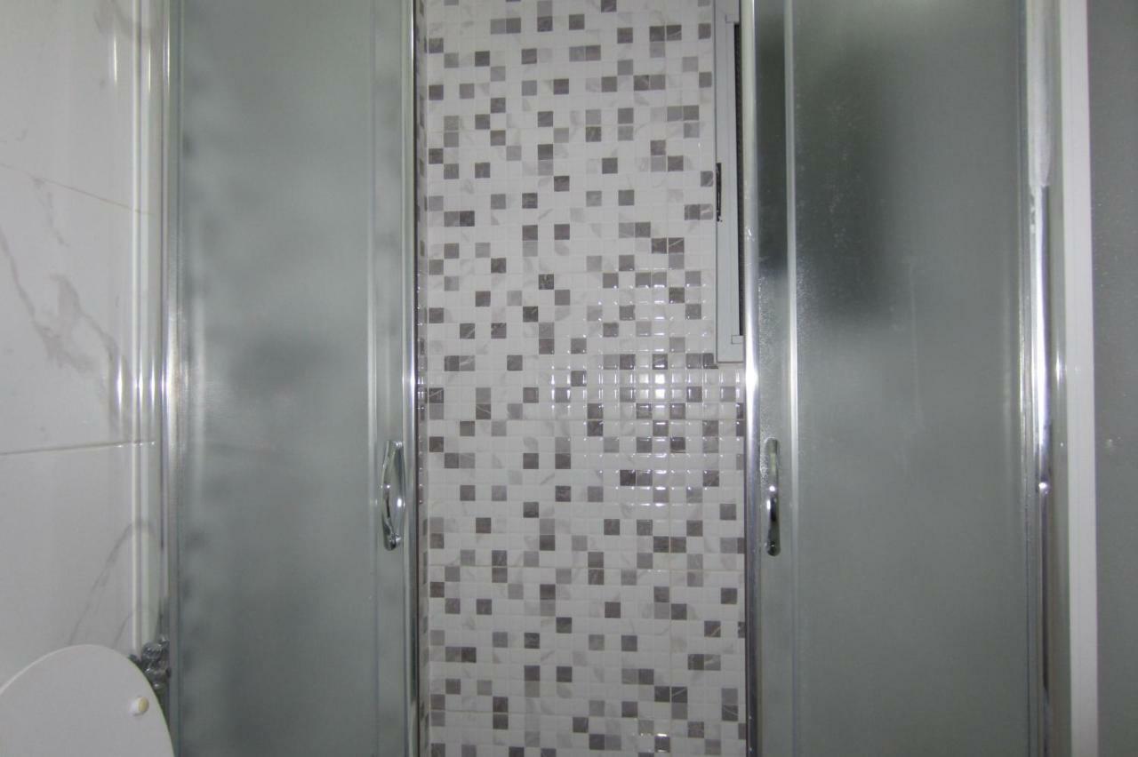 Salku Serviced Rooms Tirana Exterior foto